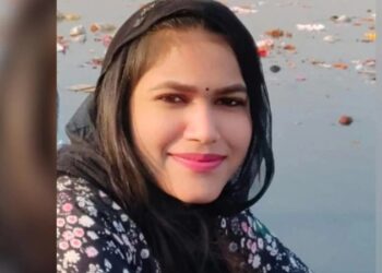 ಯುವತಿಯ ಮನೆಗೆ ನುಗ್ಗಿ ಹತ್ಯೆ : ನಂಬರ್ ಪ್ಲೇಟ್ ಇಲ್ಲದ ಬೈಕ್ ಅಲ್ಲೇ ಬಿಟ್ಟು ಆರೋಪಿಗಳು ಪರಾರಿ