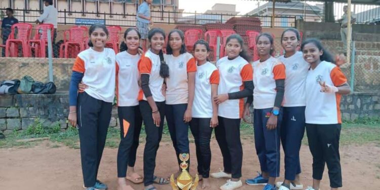 ವಿವೇಕಾನಂದ ಪ.ಪೂ ಕಾಲೇಜಿನ ಬಾಲಕಿಯರ ತಂಡ ಜಿಲ್ಲಾ ಮಟ್ಟದ ಕಬಡ್ಡಿ ಸ್ಪರ್ಧೆಗೆ ಆಯ್ಕೆ