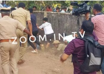 ಉಡುಪಿ : ನಾಲ್ವರ ಹತ್ಯೆ ಪ್ರಕರಣ : ಆರೋಪಿ ಮಹಜರು ವೇಳೆ ಸ್ಥಳೀಯರ ಆಕ್ರೋಶ : ಲಾಠಿ ಪ್ರಹಾರ