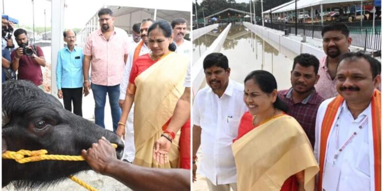 ಬೆಂಗಳೂರು ಕಂಬಳ ನಮ್ಮ ಕಂಬಳ : ಕರೆ ವೀಕ್ಷಿಸಿ, ಕೋಣಗಳ ಆರೋಗ್ಯ ವಿಚಾರಿಸಿದ ಕೇಂದ್ರ ಸಚಿವೆ ಶೋಭಾ ಕರಂದ್ಲಾಜೆ