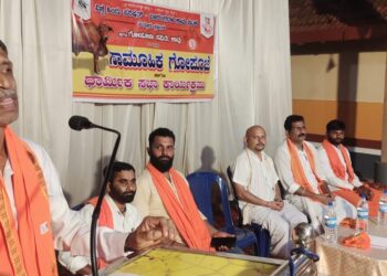 ಕಾವು : ಗೋಪೂಜಾ ಸಮಿತಿ ವತಿಯಿಂದ ಸಾಮೂಹಿಕ ಗೋಪೂಜೆ, ಧಾರ್ಮಿಕ ಸಭಾ ಕಾರ್ಯಕ್ರಮ