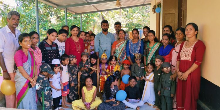 ವೀರಕಂಭ ಮಜಿ ಅಂಗನವಾಡಿ ಕೇಂದ್ರದಲ್ಲಿ ಮಕ್ಕಳ ದಿನಾಚರಣೆ