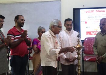ಬಪ್ಪಳಿಗೆಯ ಅಂಬಿಕಾ ಮಹಾವಿದ್ಯಾಲಯದಲ್ಲಿ ರಕ್ತದಾನ ಶಿಬಿರ ಉದ್ಘಾಟನೆ : ರಕ್ತದಾನ ಮಾಡುವುದರಿಂದ ದೇಹಕ್ಕೆ ಹಾನಿಯಿಲ್ಲ – ಡಾ.ರಾಮಚಂದ್ರ ಭಟ್