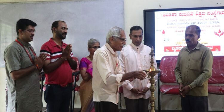ಬಪ್ಪಳಿಗೆಯ ಅಂಬಿಕಾ ಮಹಾವಿದ್ಯಾಲಯದಲ್ಲಿ ರಕ್ತದಾನ ಶಿಬಿರ ಉದ್ಘಾಟನೆ : ರಕ್ತದಾನ ಮಾಡುವುದರಿಂದ ದೇಹಕ್ಕೆ ಹಾನಿಯಿಲ್ಲ – ಡಾ.ರಾಮಚಂದ್ರ ಭಟ್