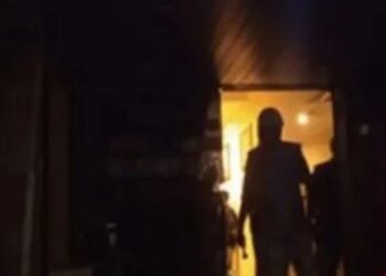 ಮಂಗಳೂರು : ಲಾಡ್ಜ್ ನ ರೂಮ್ ನಲ್ಲಿ ಬೆಂಕಿ : ವ್ಯಕ್ತಿ ಮೃತ್ಯು..!!