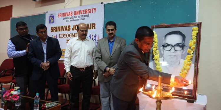 ಮಂಗಳೂರು : ಶ್ರೀನಿವಾಸ ವಿಶ್ವವಿದ್ಯಾಲಯ – ಶ್ರೀನಿವಾಸ ಗ್ರೂಪ್ ಆಫ್ ಇನ್ಸ್ಟಿಟ್ಯೂಷನ್ಸ್ ವತಿಯಿಂದ ಜಾಬ್ ಫೇರ್ “ಉದ್ಯೋಗಮೇಳ -2023”