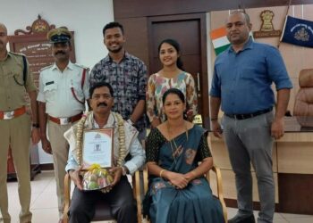 ಪುತ್ತೂರು ಸಂಚಾರ ಪೊಲೀಸ್ ಠಾಣೆ ಎ.ಎಸ್.ಐ ಕುಶಾಲಪ್ಪ ಗೌಡ ಅವರಿಗೆ ಎಸ್.ಪಿ ಕಚೇರಿಯಲ್ಲಿ ಬೀಳ್ಕೊಡುಗೆ