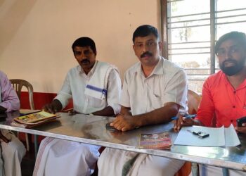 ಪೆರುವಾಜೆ : ಜಾತ್ರೆ ಹಾಗೂ ಬ್ರಹ್ಮರಥೋತ್ಸವದ ಪೂರ್ವಭಾವಿ ಸಭೆ :ಸಾಂಪ್ರದಾಯಿಕ ಉಡುಗೆ ಧರಿಸಿ ರಥ ಎಳೆಯೋಣ : ಭಕ್ತರಿಗೆ ಮನವಿ