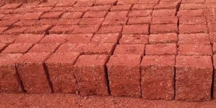 (ಡಿ.5-12) ಪುತ್ತೂರು-ಕಡಬ ತಾಲೂಕಿನಾದ್ಯಂತ ಅನಿರ್ದಿಷ್ಟಾವಧಿ ಕಾಲ ಕೆಂಪು ಕಲ್ಲು ಸಾಗಾಟ ಬಂದ್