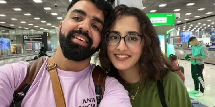 ಸಾಮಾಜಿಕ ಜಾಲತಾಣದಲ್ಲಿ ಶುರುವಾದ ಅಪರೂಪದ ಪ್ರೀತಿ : ಪ್ರಿಯಕರನನ್ನು ಮದುವೆಯಾಗಲು ಪಾಕ್​ನಿಂದ ಭಾರತಕ್ಕೆ ಬಂದ ಪ್ರಿಯತಮೆ