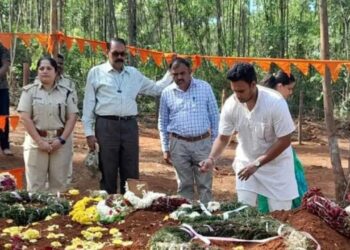 ಅಂಬಾರಿ ಆನೆ ಅರ್ಜುನನ ಸಮಾಧಿ ದರ್ಶನ ಪಡೆದು ಪೂಜೆ ಸಲ್ಲಿಸಿದ ಯದುವೀರ್ ದಂಪತಿ
