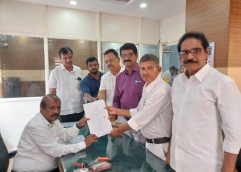 ಪುತ್ತೂರು : ನಗರಸಭಾ ಉಪಚುನಾವಣೆ : ಕಾಂಗ್ರೆಸ್ ಪಕ್ಷದ ಅಭ್ಯರ್ಥಿಗಳಿಂದ ದೇವಸ್ಥಾನ, ಚರ್ಚ್, ಮಸೀದಿಯಲ್ಲಿ ಪ್ರಾರ್ಥನೆ : ನಾಮಪತ್ರ ಸಲ್ಲಿಕೆ