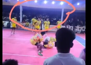 ಕಬಡ್ಡಿ ಪಂದ್ಯಾಟದ ವೇಳೆ ಕುಸಿದ ಪ್ರೇಕ್ಷಕ ಗ್ಯಾಲರಿ : ದೃಶ್ಯ ಕ್ಯಾಮರಾದಲ್ಲಿ ಸೆರೆ