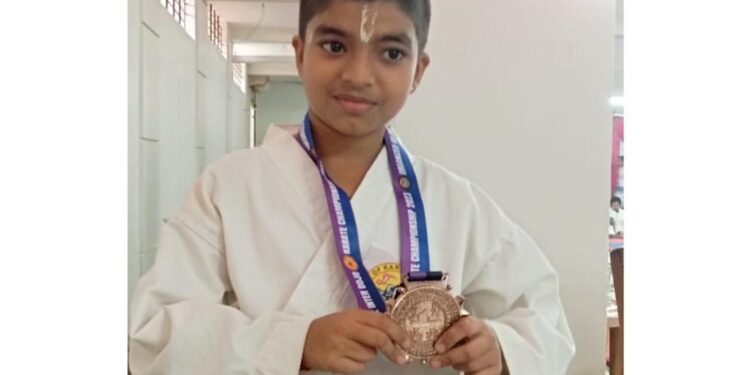 ರಾಜ್ಯಮಟ್ಟದ ಕರಾಟೆಯಲ್ಲಿ ಸಾಂದೀಪನಿಯ ಸಿದ್ದಾರ್ಥ ಪ್ರಭುಗೆ ತೃತೀಯ ಸ್ಥಾನ