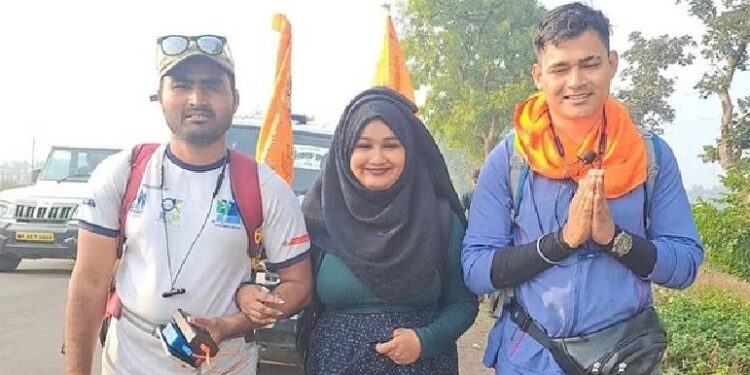 ಕಾಲ್ನಡಿಗೆಯಲ್ಲಿ ಅಯೋಧ್ಯೆಗೆ ಹೊರಟ ಶಬ್ನಮ್ : ಈ ಯುವತಿಗೆ ಶ್ರೀರಾಮ ಅಂದರೆ ಅಚಲ ಭಕ್ತಿ