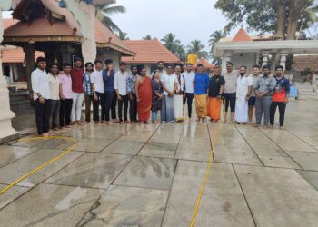 ಪ್ರಧಾನಿ ಮೋದಿ ಕರೆಗೆ ಓಗೊಟ್ಟು ದೇವಸ್ಥಾನವನ್ನು ಶುಚಿಗೊಳಿಸಿದ ಬಿಜೆಪಿ ಕರ್ನಾಟಕ ರಾಜ್ಯ ಕಾರ್ಯದರ್ಶಿ ಕ್ಯಾಪ್ಟನ್ ಬ್ರಿಜೇಶ್ ಚೌಟ
