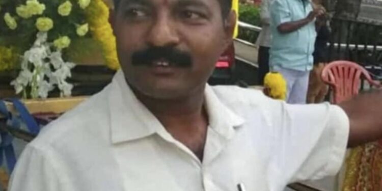 ಅರಂಬೂರಿನಲ್ಲಿ ರಸ್ತೆ ಅಪಘಾತ : ಬೈಕ್ ಸವಾರ ಸಾವು..!