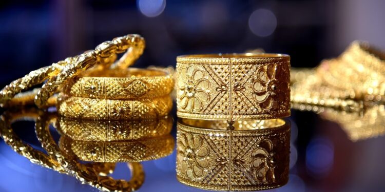 ಸಹಕಾರಿ ಸಂಘದಲ್ಲಿ ನಕಲಿ ಒಡವೆಗಳನ್ನಿಟ್ಟು ವಂಚನೆ ಆರೋಪ : ಪ್ರಕರಣ ದಾಖಲು