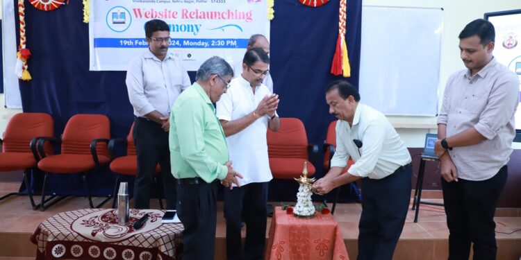 ವಿವೇಕಾನಂದ ಪದವಿಪೂರ್ವ ಕಾಲೇಜಿನಲ್ಲಿ ಮರು ವಿನ್ಯಾಸಗೊಂಡ ವೆಬ್ಸೈಟ್ ಮತ್ತು ಸಾಮಾಜಿಕ ಜಾಲತಾಣಗಳ ಅನಾವರಣ