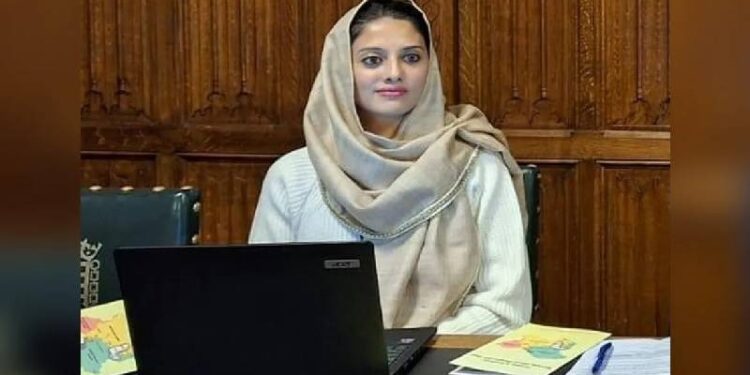 ‘ನಾನು ಓಡಿ ಹೋಗುವ ಮಲಾಲ ಅಲ್ಲ.., ಭಾರತದಲ್ಲಿ ಸ್ವತಂತ್ರಳಾಗಿದ್ದೇನೆ’ : ಬ್ರಿಟನ್ ಸಂಸತ್ನಲ್ಲಿ ಹೃದಯಗೆದ್ದ ಕಾಶ್ಮೀರದ ಪತ್ರಕರ್ತೆ ; ಯಾನಾ ಮಿರ್ ಹೇಳಿದ್ದೇನು..?