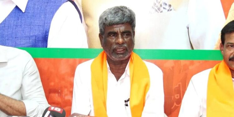 ಅರುಣ್ ಪುತ್ತಿಲ, ಸತ್ಯಜಿತ್ ಸುರತ್ಕಲ್ ಬಿಜೆಪಿಯ ಒಳ್ಳೆಯ ಕಾರ್ಯಕರ್ತರು : ಎಲ್ಲರ ಹೆಸರು ಗಮನಿಸಲಾಗುತ್ತೆ ; ಒಬ್ಬರಿಗೆ ಟಿಕೆಟ್ ಘೋಷಣೆಯಾಗುತ್ತೆ – ಕೋಟ ಶ್ರೀನಿವಾಸ ಪೂಜಾರಿ