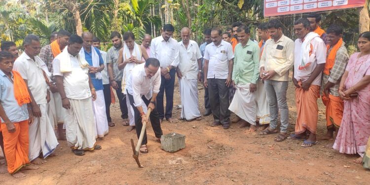 ಹಿರೇಬಂಡಾಡಿ ಗ್ರಾಮಕ್ಕೆ ಶಾಸಕ ಅಶೋಕ್ ರೈ ಭೇಟಿ ; ವಿವಿಧ ರಸ್ತೆಗಳ ವೀಕ್ಷಣೆ : ‘ಅನುದಾನ ಹಂಚಿಕೆಯಲ್ಲಿ ರಾಜಕೀಯ ಮಾಡಿಲ್ಲ ಮಾಜಿ ಶಾಸಕರ ಗ್ರಾಮಕ್ಕೂ 86 ಲಕ್ಷ ಕೊಟ್ಟಿದ್ದೇನೆ’ – ಅಶೋಕ್ ರೈ