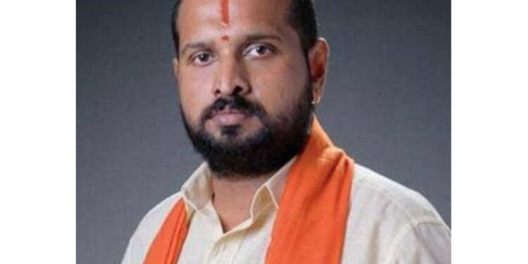 ಪ್ರತಿಭಟನೆಗೆ ತೆರಳುತ್ತಿದ್ದ ಹಿಂದೂ ಮುಖಂಡ ಮುರಳಿಕೃಷ್ಣ ಹಸಂತಡ್ಕ ಪೊಲೀಸ್ ವಶಕ್ಕೆ..!