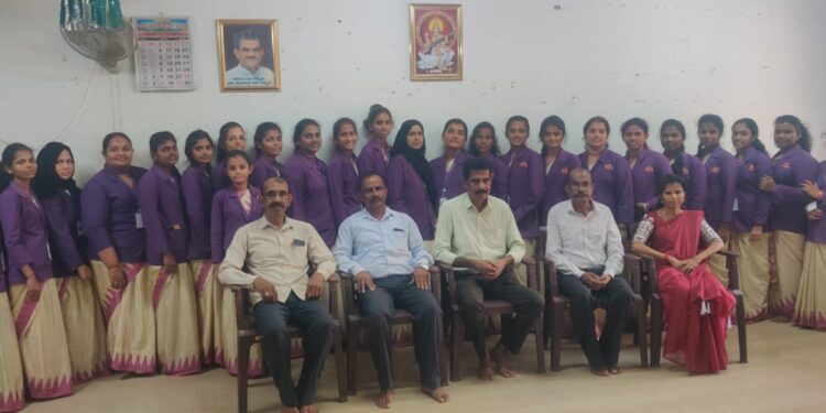 ಬೆಳ್ಳಾರೆ ಜ್ಞಾನದೀಪ ಮೊಂಟೆಸ್ಸರಿ ಶಿಕ್ಷಕಿಯರ ತರಬೇತಿ ಸಂಸ್ಥೆಯಲ್ಲಿ ಪ್ರದರ್ಶನ ತರಗತಿ : ಗಮನಸೆಳೆದ ವಿದ್ಯಾರ್ಥಿ ಶಿಕ್ಷಕಿಯರ ಕಲಿಕಾ ಮಾದರಿಗಳು