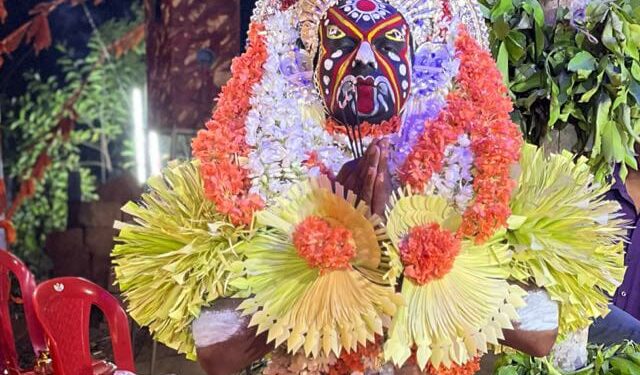 (ಮಾ.9) ಪಾಲ್ತಾಡು : ಕಾಪುತಕಾಡು ಶ್ರೀ ರಾಜಗುಳಿಗ ಸಾನಿಧ್ಯದಲ್ಲಿ ಪ್ರತಿಷ್ಠಾ ವಾರ್ಷಿಕೋತ್ಸವ ಹಾಗೂ ಶ್ರೀ ರಾಜಗುಳಿಗ ದೈವದ ಕೋಲ