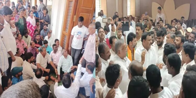 ಚಿಕ್ಕಮಗಳೂರು : ಸಂಸದೆ ಶೋಭಾ ಕರಂದ್ಲಾಜೆಗೆ ಲೋಕಸಭಾ ಟಿಕೆಟ್ ನೀಡದಂತೆ ಒತ್ತಾಯಿಸಿ ಕಾರ್ಯಕರ್ತರಿಂದ ಧರಣಿ..!