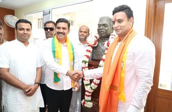 ‘ಪ್ರತಾಪ್ ಸಿಂಹ ಹಾಕಿಕೊಟ್ಟಿರುವ ಬುನಾದಿಯನ್ನು ಮುಂದುವರಿಸುತ್ತೇನೆ’ – ಯದುವೀರ್