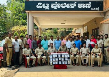 ಅಡ್ಯನಡ್ಕ ಕರ್ನಾಟಕ ಬ್ಯಾಂಕ್‌ ಕಳವು ಪ್ರಕರಣ : ದ.ಕ. ಜಿಲ್ಲಾ ಪೊಲೀಸರಿಂದ ಮೂವರು ಅಂತರಾಜ್ಯ ಕಳ್ಳರ ಬಂಧನ : ಆರೋಪಿಗಳನ್ನು ಪತ್ತೆ ಮಾಡಿದ ತಂಡಕ್ಕೆ ಬಹುಮಾನ ಘೋಷಿಸಿದ ಎಸ್.ಪಿ.