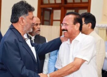 ಡಿ.ವಿ.ಎಸ್ ಹುಟ್ಟುಹಬ್ಬಕ್ಕೆ ಶುಭಕೋರಿದ ಡಿಕೆಶಿ..!