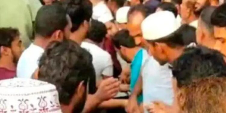 ಕಾರಿನಲ್ಲಿ ಸುಟ್ಟು ಕೊಲೆಗೈದ ಪ್ರಕರಣ : ಏಳು ದಿನಗಳ ಬಳಿಕ ಮನೆಗಳಿಗೆ ತಲುಪಿದ ಮೃತದೇಹ..!