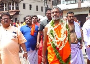 ಅಯೋಧ್ಯೆ ಮಂಡಲ ಪೂಜೆ ಮುಗಿಸಿ ಉಡುಪಿಗೆ ವಾಪಸ್ಸಾದ ಪೇಜಾವರ ಶ್ರೀ : ಅದ್ದೂರಿ ಸ್ವಾಗತ