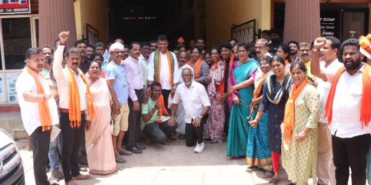 ಬಿಜೆಪಿ ಅಭ್ಯರ್ಥಿ ಕ್ಯಾ.ಬ್ರಿಜೇಶ್ ಚೌಟ ಭರ್ಜರಿ ಪ್ರಚಾರ : ಕಿನ್ನಿಗೋಳಿ, ಮೂಡುಬಿದ್ರೆ ಪೇಟೆಯಲ್ಲಿ ಮತಯಾಚನೆ