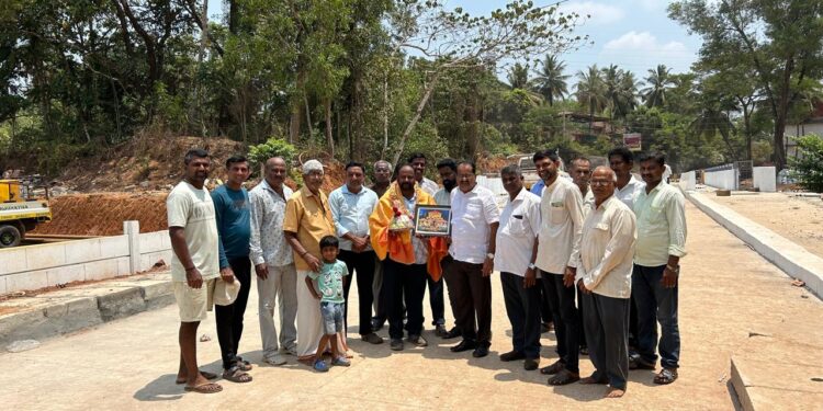 ನೆಹರುನಗರ ರೈಲ್ವೇ ಮೇಲ್ಸೆತುವೆ ಸಾಂಕೇತಿಕ ಉದ್ಘಾಟನೆ : ಮೇ.1ರಿಂದ ವಾಹನ ಸಂಚಾರಕ್ಕೆ ಮುಕ್ತ