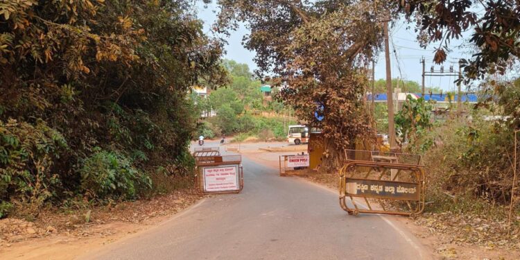 ಸಾಲೆತ್ತೂರು ಕೂಡುರಸ್ತೆ ಚೆಕ್ ಪೋಸ್ಟ್ ಅಕ್ರಮ ವ್ಯವಹಾರಿಗಳಿಗೆ ರಹದಾರಿ : ಮೇಲಾಧಿಕಾರಿಗಳು ಗಮನಹರಿಸುವಂತೆ ಸಾರ್ವಜನಿಕರಿಂದ ಆಗ್ರಹ