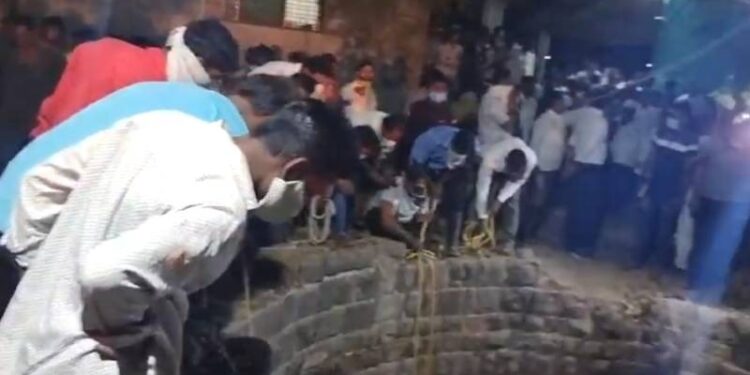 ಬೆಕ್ಕು ರಕ್ಷಿಸಲು ಹೋಗಿ ಬಾವಿಗೆ ಬಿದ್ದ ಒಂದೇ ಮನೆಯ ಆರು ಸದಸ್ಯರು : ಓರ್ವ ಬಚಾವ್ ; ಐವರು ಸಾವು