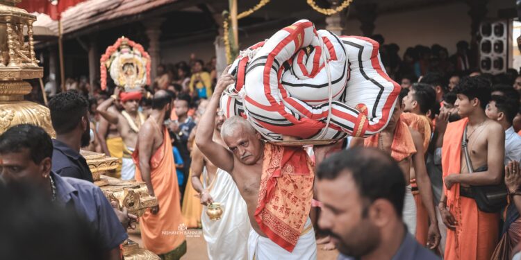 ಪುತ್ತೂರು : ಹತ್ತು ದಿನಗಳ ಕಾಲ ನಡೆದ ವೈಭವದ ಜಾತ್ರೋತ್ಸವ ಧ್ವಜಾವರೋಹಣದೊಂದಿಗೆ ಸಂಪನ್ನ