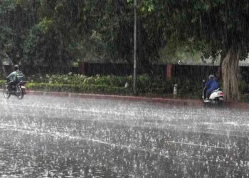 ಬಿಸಿಲ ಬೇಗೆಯ ನಡುವೆ ಇಳೆಗೆ ತಂಪೆರೆದ ವರುಣ..!