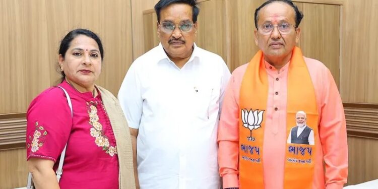 ಲೋಕಸಭೆ ಚುನಾವಣೆಗೂ ಮುನ್ನವೇ ಗೆಲುವಿನ ಖಾತೆ ತೆರೆದ ಬಿಜೆಪಿ!