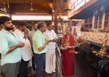 ಜಾತಿ ಹೆಸರಿನಲ್ಲಿ ನಕಲಿ ಪತ್ರ ವೈರಲ್ : ಬಂಟ ಸಮುದಾಯದವರಿಂದ ಪೊಳಲಿ ಶ್ರೀ ರಾಜರಾಜೇಶ್ವರಿ ಅಮ್ಮನವರ ಸನ್ನಿಧಾನದಲ್ಲಿ ಪ್ರಾರ್ಥನೆ