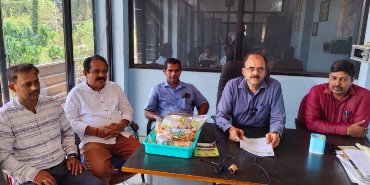 (ಮೇ.1) ವಿಟ್ಲ : ಪಿಂಗಾರ ತೋಟಗಾರಿಕಾ ರೈತ ಉತ್ಪಾದಕರ ಕಂಪೆನಿಯ ನೂತನ ಕಟ್ಟಡ ಉದ್ಘಾಟನೆ