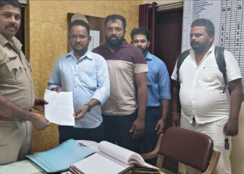 ಪುತ್ತೂರು : ಶ್ರೀ ಮಹಾಲಿಂಗೇಶ್ವರ ದೇವಸ್ಥಾನದ ವಠಾರದಲ್ಲಿ ಗೋ ಕಳ್ಳತನ : ವಿ.ಹಿಂ.ಪ. ಬಜರಂಗದಳ ವತಿಯಿಂದ ಠಾಣೆಗೆ ದೂರು!