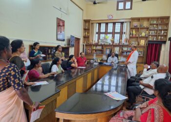 ಎಂ.ಎಲ್.ಸಿ ಚುನಾವಣೆ : ಸುಳ್ಯದಲ್ಲಿ ಮತಯಾಚಿಸಿದ ಪಕ್ಷೇತರ ಅಭ್ಯರ್ಥಿ ರಘುಪತಿ ಭಟ್