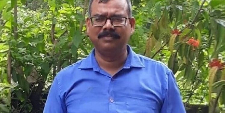 ಸೆಕೆ ಹಿನ್ನೆಲೆ ಮನೆಯ ಟೆರೇಸ್ ಮೇಲೆ ಮಲಗಿದ್ದ ಶಿಕ್ಷಕ ಸಾವು : ಗಾಢ ನಿದ್ರೆಯಲ್ಲಿ ಅಂಥದ್ದೇನಾಯ್ತು..?