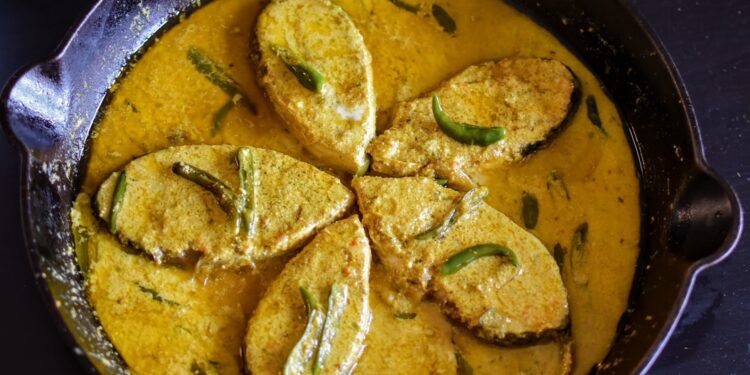 ಮೀನು ಪದಾರ್ಥ ತಿಂದು ಇಬ್ಬರು ಸಾವು ; 15 ಮಂದಿ ಅಸ್ವಸ್ಥ..!