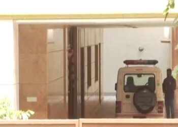 ಹಾಸನ ಲೈಂಗಿಕ ದೌರ್ಜನ್ಯ ಪ್ರಕರಣ : ಸಂತ್ರಸ್ತೆಯನ್ನು ರೇವಣ್ಣನ ಬೆಂಗಳೂರು ಮನೆಗೆ ಕರೆತಂದ ಎಸ್ಐಟಿ ಅಧಿಕಾರಿಗಳು ; ಸ್ಥಳ ಮಹಜರು