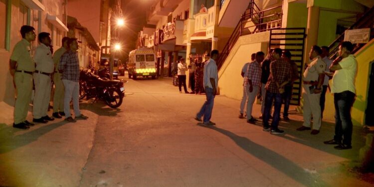 ಡಬಲ್ ಮರ್ಡರ್ : ಗಂಡ, ಮಕ್ಕಳನ್ನು ಬಿಟ್ಟು ತನ್ನ ಜೊತೆಗಿದ್ದ ಪ್ರಿಯತಮೆಯನ್ನೇ ಕೊಂದ ಪ್ರಿಯಕರ